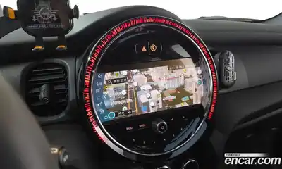 Mini Cooper 2024 2.0 Автомат в Москве № 231381, миниатюра 4