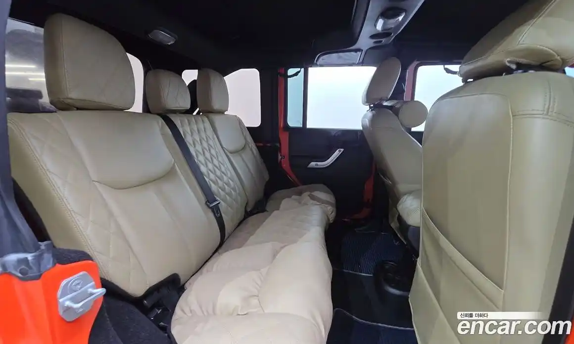 Jeep Wrangler 2015 2.8 Автомат в Москве № 232552, фото 5