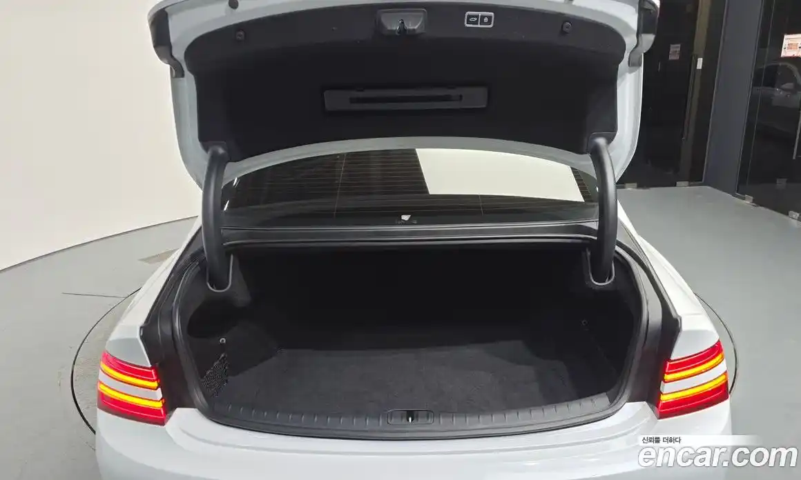 Genesis G80 2022 2.5 Автомат в Москве № 23567, фото 9