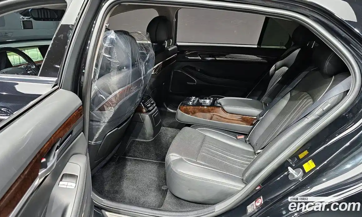 Genesis EQ900 2016 3.8 Автомат в Москве № 23926, фото 3