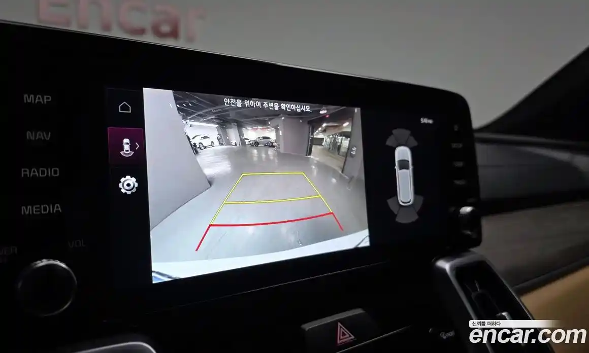 Kia Sorento 2022 1.6 Автомат в Москве № 250180, фото 15