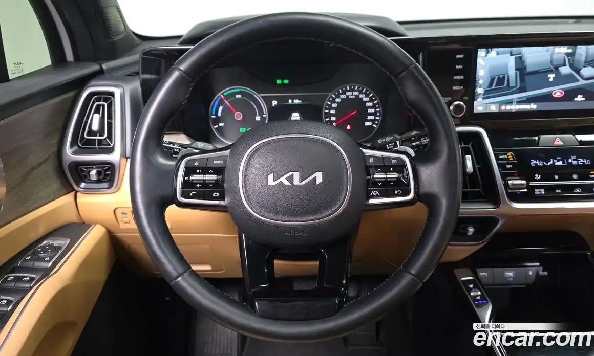 Kia Sorento 2022 1.6 Автомат в Москве № 250180, фото 17