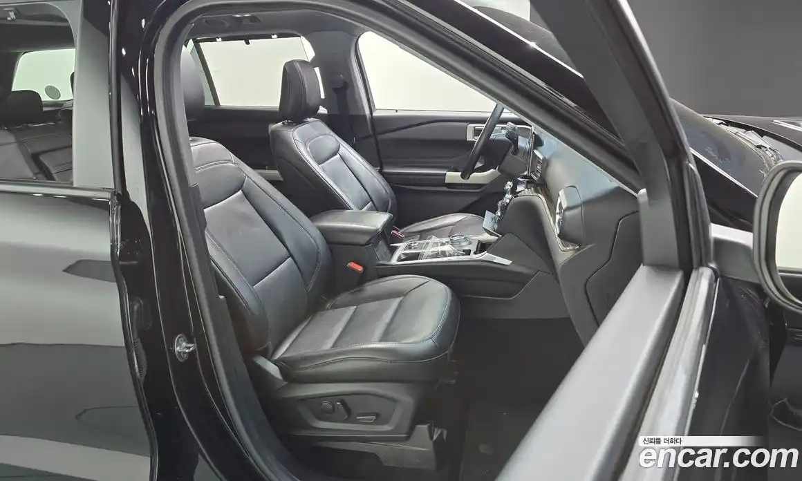 Ford Explorer 2021 2.3 Автомат в Москве № 255525, фото 16