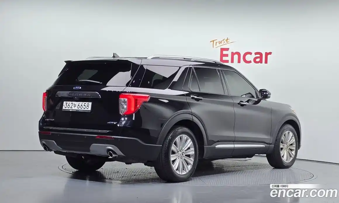 Ford Explorer 2021 2.3 Автомат в Москве № 255525, фото 7