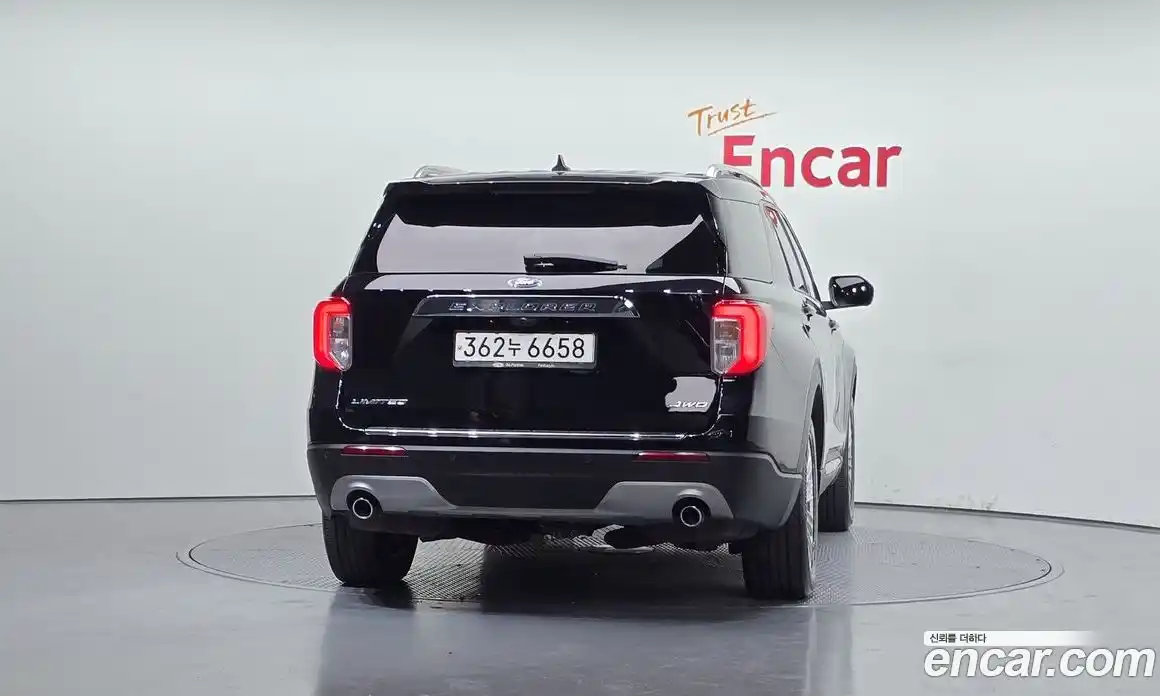 Ford Explorer 2021 2.3 Автомат в Москве № 255525, фото 8