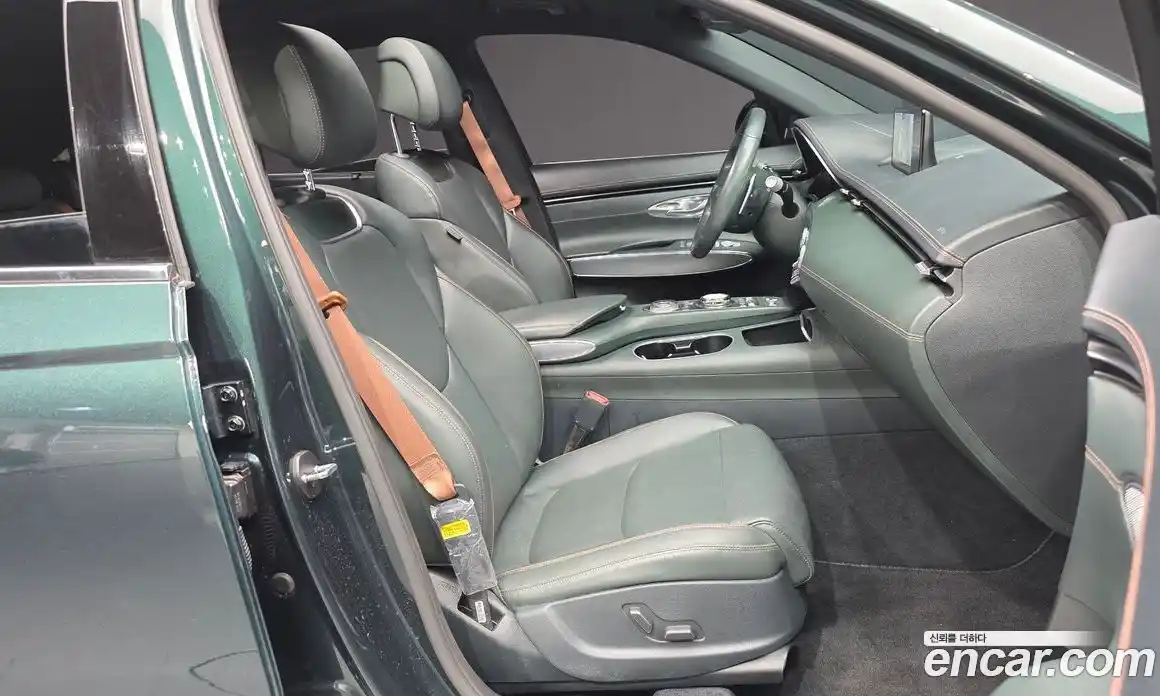 Genesis GV70 2022 2.5 Автомат в Москве № 25767, фото 9