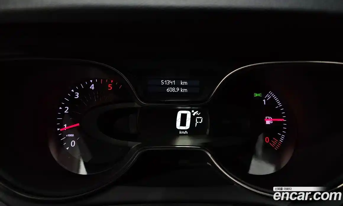 Renault QM3 2018 1.5 Автомат в Москве № 264632, фото 13