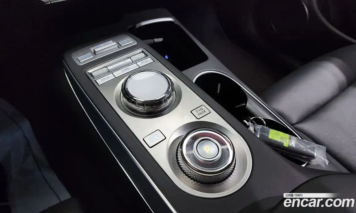 Genesis GV70 2021 2.5 Автомат в Москве № 26940, фото 5