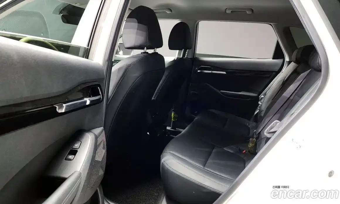 Kia Seltos 2021 1.6 Автомат в Москве № 287914, фото 19