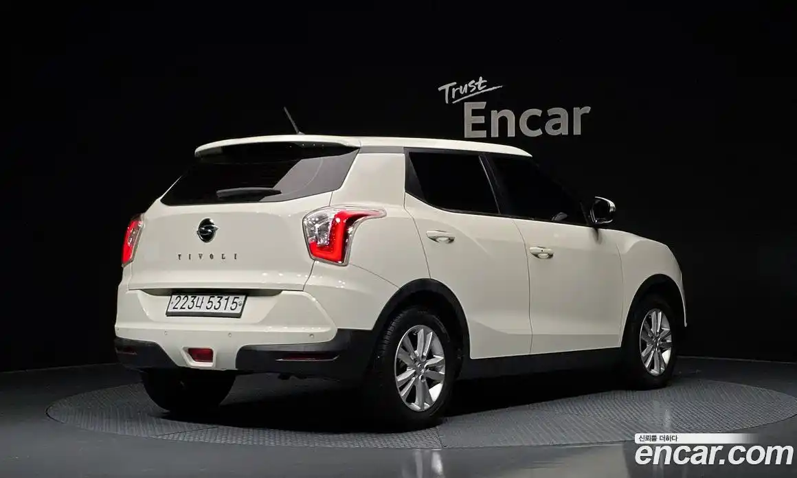 SsangYong TIBOLI 2016 1.6 Автомат в Москве № 29804, фото 15