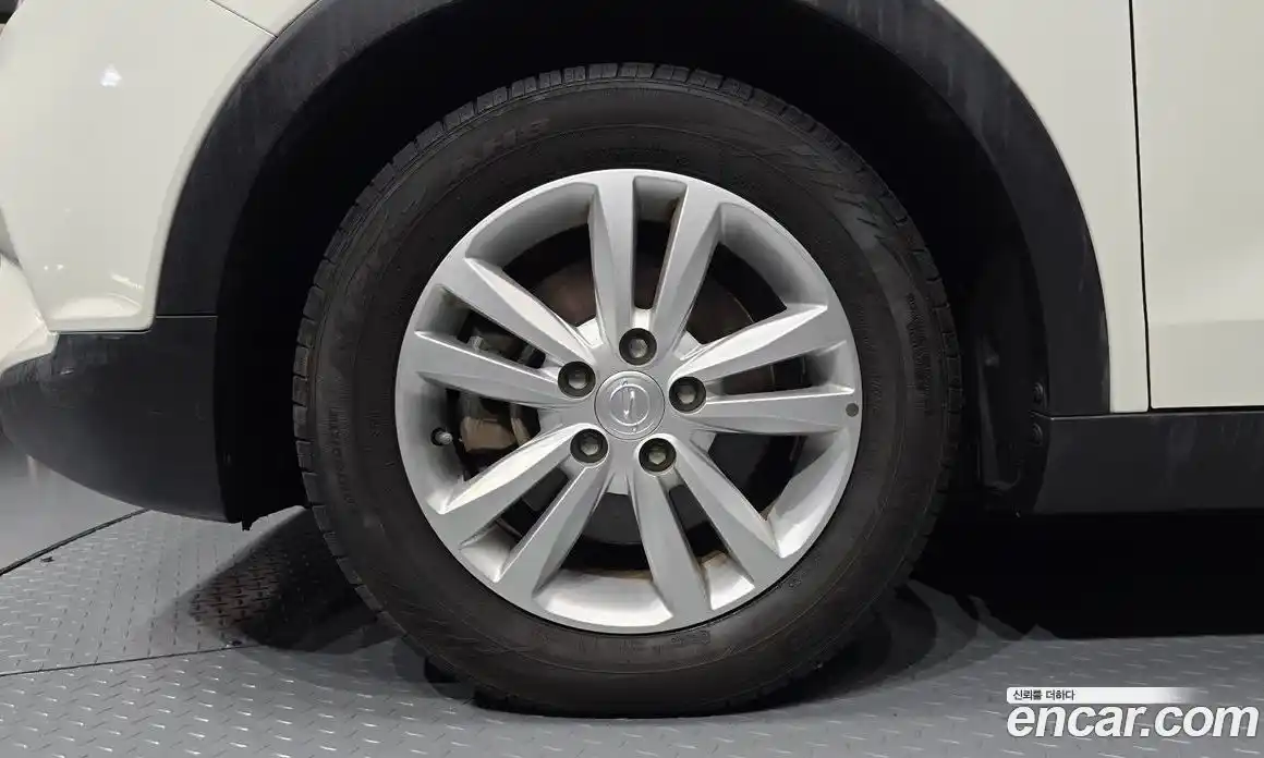 SsangYong TIBOLI 2016 1.6 Автомат в Москве № 29804, фото 10