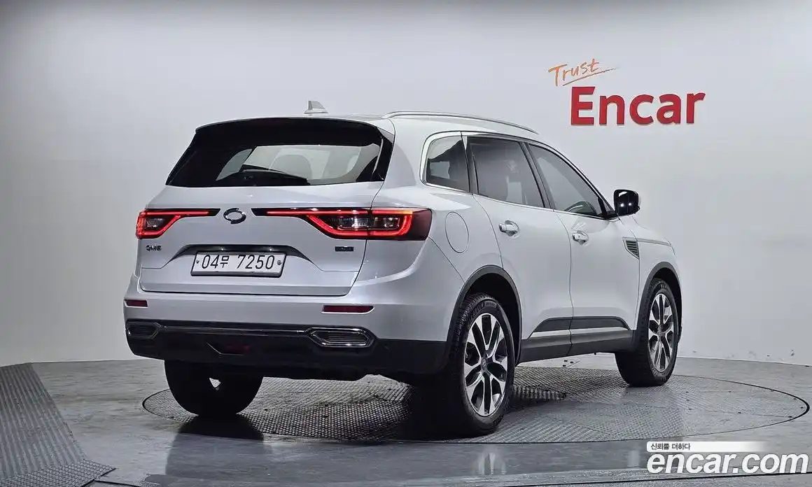 Renault QM6 2017 2.0 Автомат в Москве № 301080, фото 20