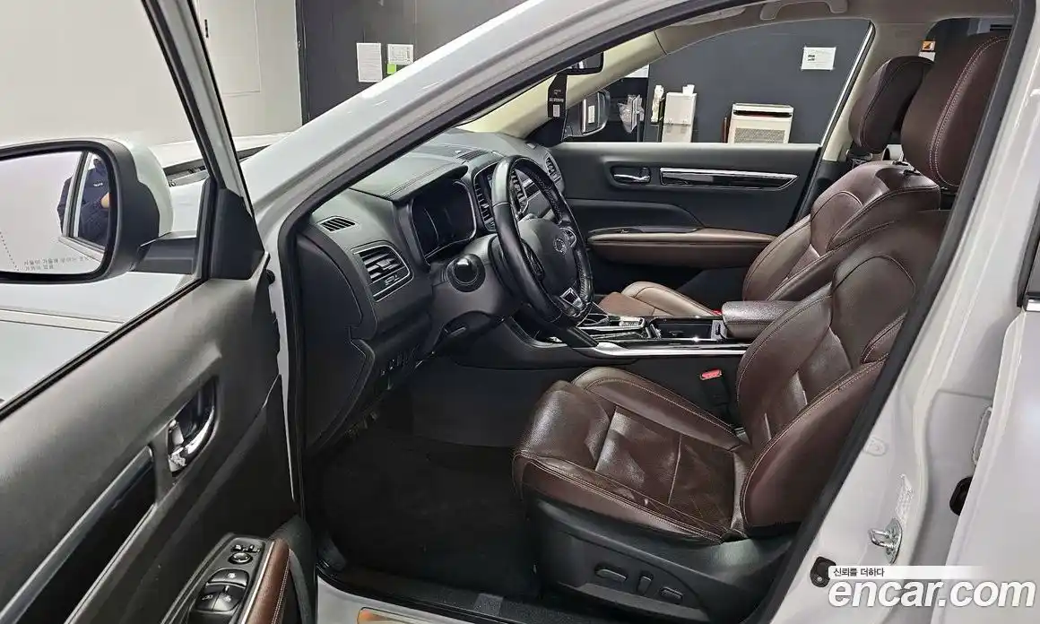 Renault QM6 2017 2.0 Автомат в Москве № 301080, фото 3