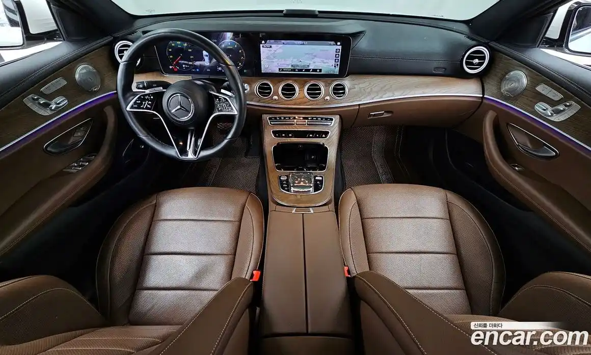 Mercedes-Benz E-Class 2023 2.0 Автомат в Москве № 308635, фото 12