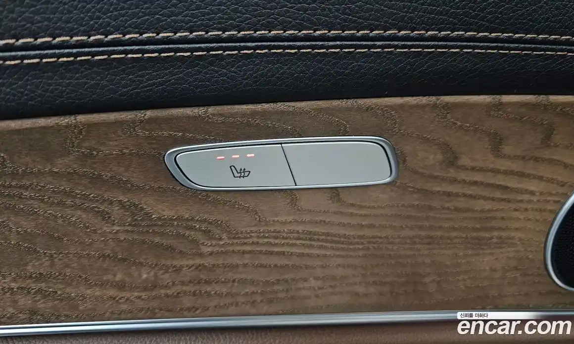 Mercedes-Benz E-Class 2023 2.0 Автомат в Москве № 308635, фото 17