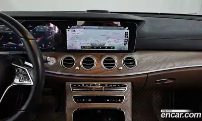 Mercedes-Benz E-Class 2023 2.0 Автомат в Москве № 308635, миниатюра 8