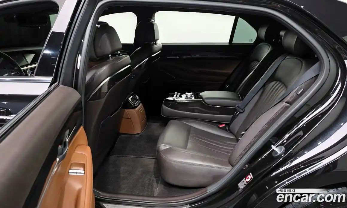 Genesis G90 2019 3.8 Автомат в Москве № 309095, фото 4