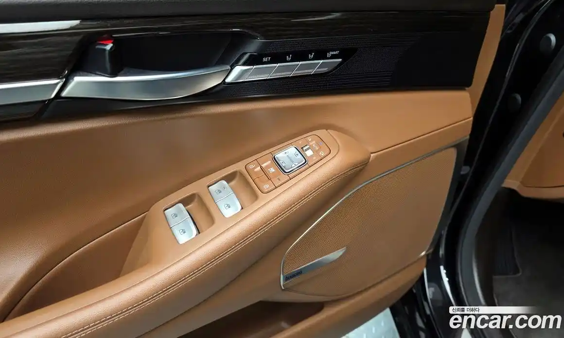 Genesis G90 2019 3.8 Автомат в Москве № 309095, фото 8