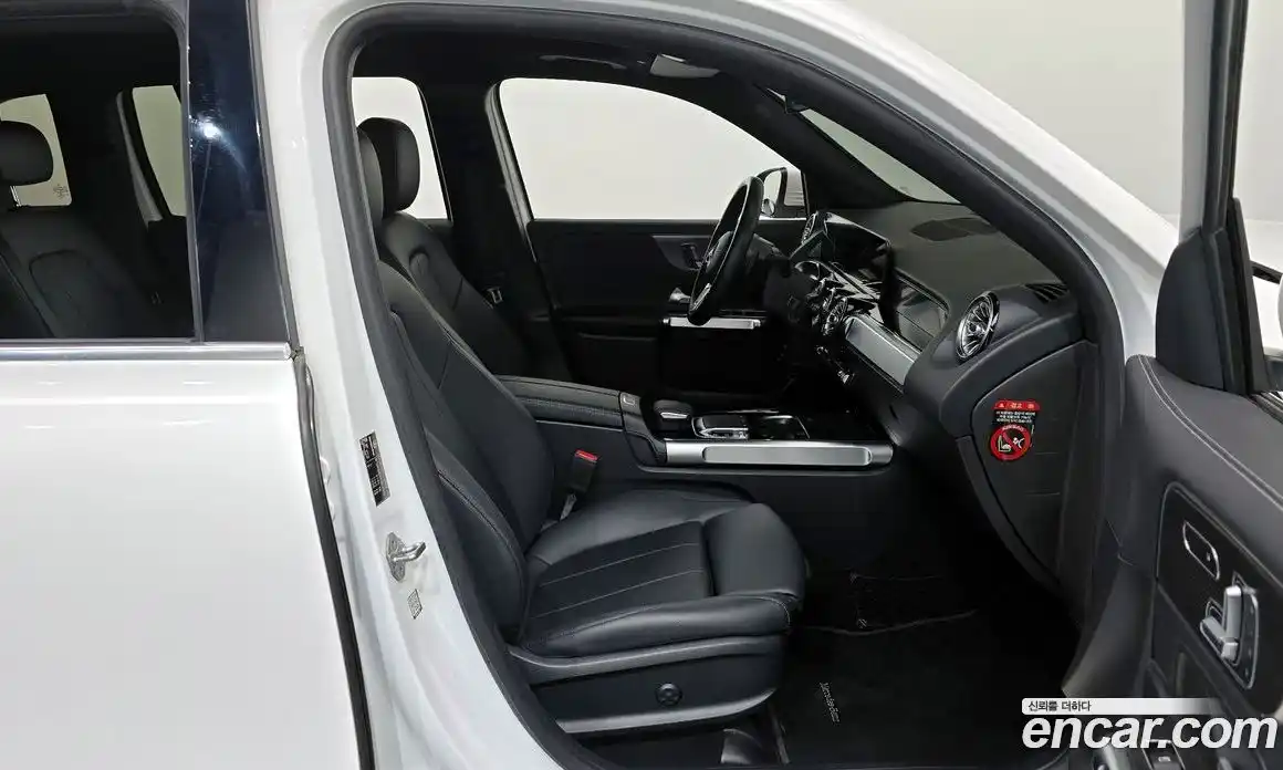 Mercedes-Benz GLB-Class 2020 2.0 Автомат в Москве № 311557, фото 8