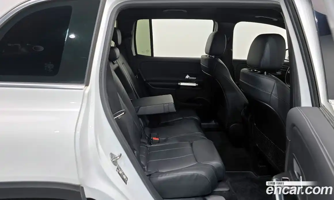 Mercedes-Benz GLB-Class 2020 2.0 Автомат в Москве № 311557, фото 9