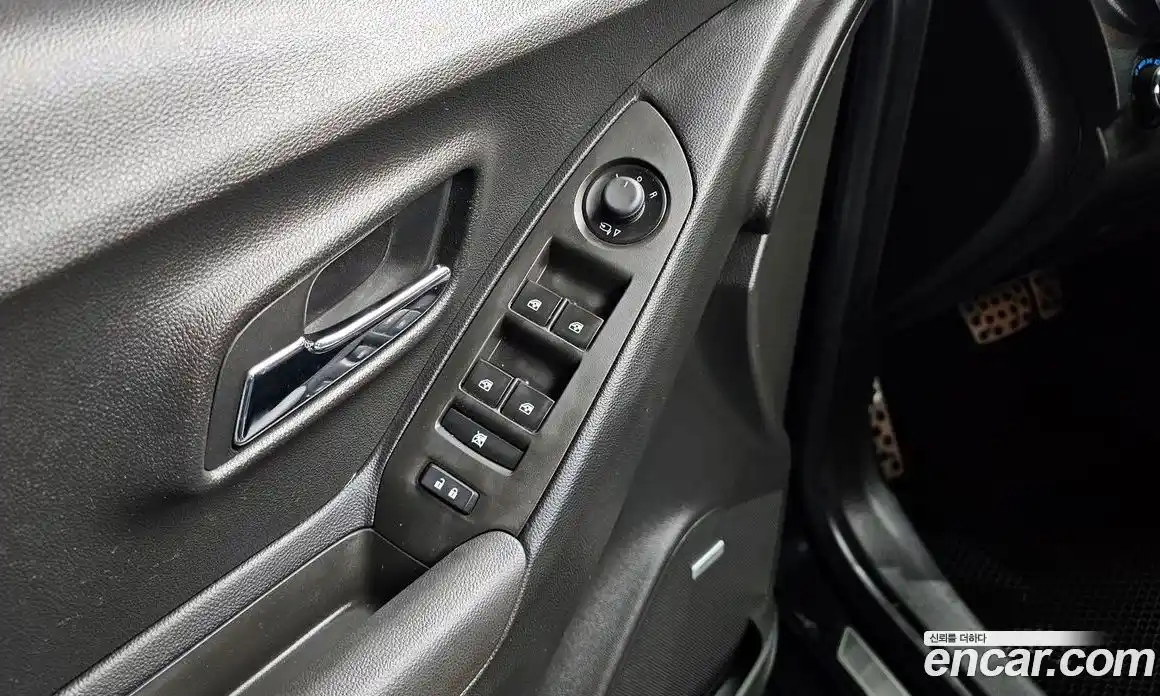 Chevrolet Trax 2016 1.4 Автомат в Москве № 315157, фото 16