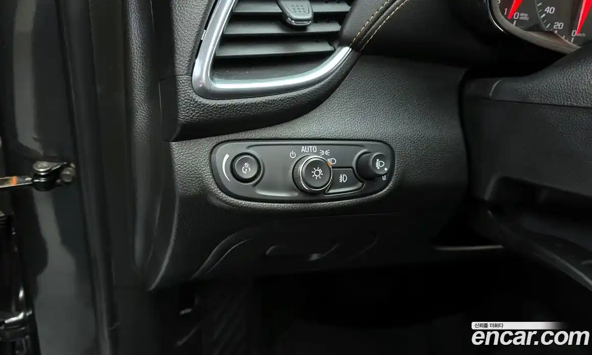 Chevrolet Trax 2018 1.4 Автомат в Москве № 327323, фото 14