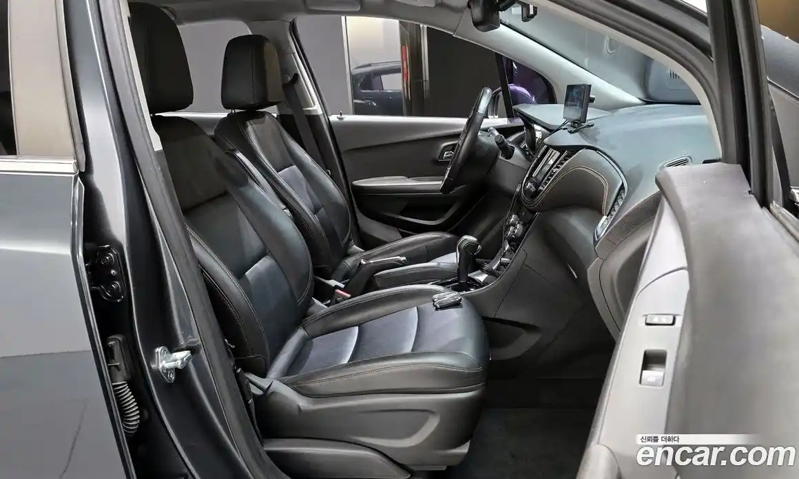 Chevrolet Trax 2018 1.4 Автомат в Москве № 327323, фото 17