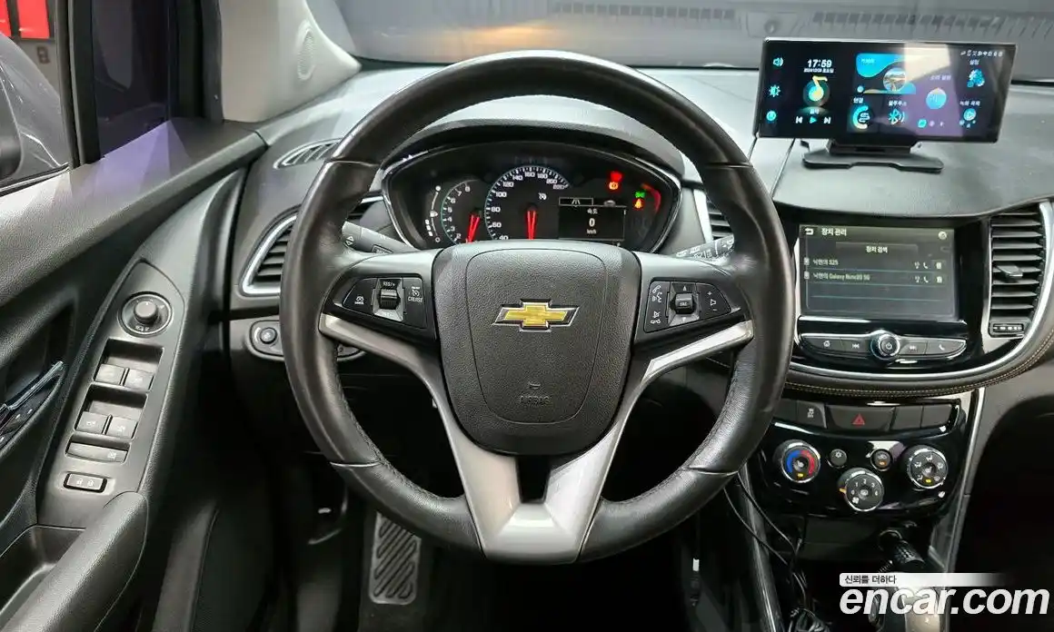 Chevrolet Trax 2018 1.4 Автомат в Москве № 327323, фото 3