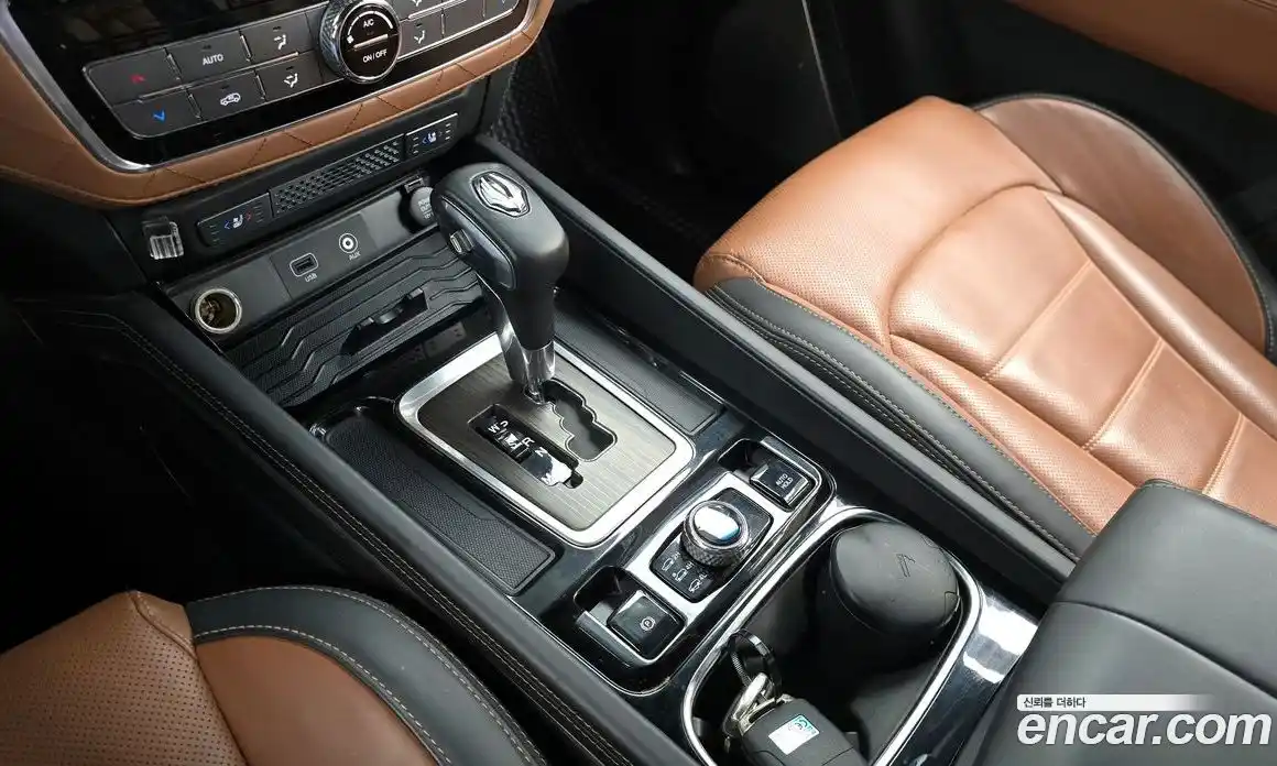 SsangYong Rexton 2018 2.2 Автомат в Москве № 32993, фото 20