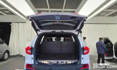 SsangYong Rexton 2018 2.2 Автомат в Москве № 32993, миниатюра 3