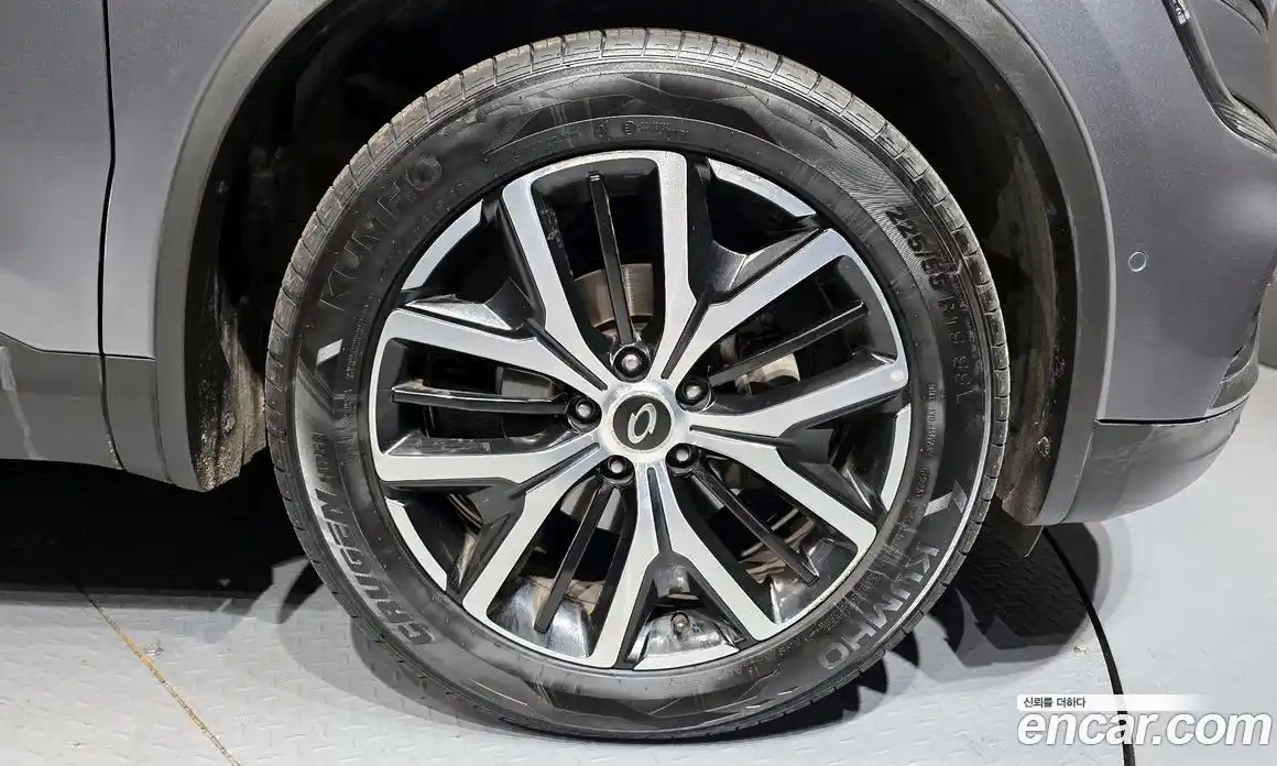 Renault QM6 2023 2.0 Автомат в Москве № 333790, фото 4