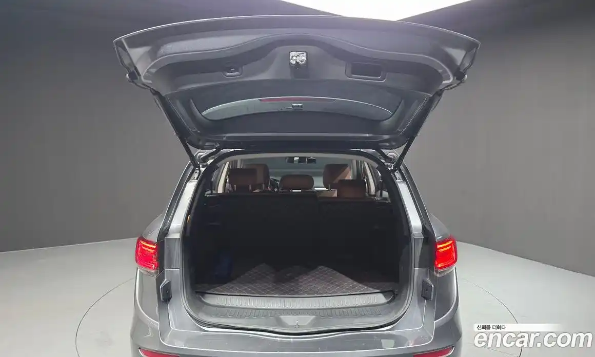 Renault QM6 2023 2.0 Автомат в Москве № 333790, фото 9