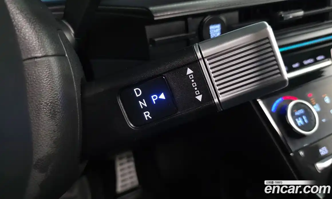 Hyundai Santa Fe 2024 2.5 Автомат в Москве № 3345, фото 10