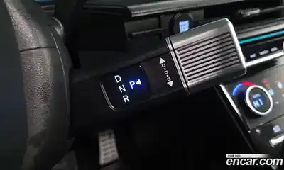 Hyundai Santa Fe 2024 2.5 Автомат в Москве № 3345, миниатюра 10