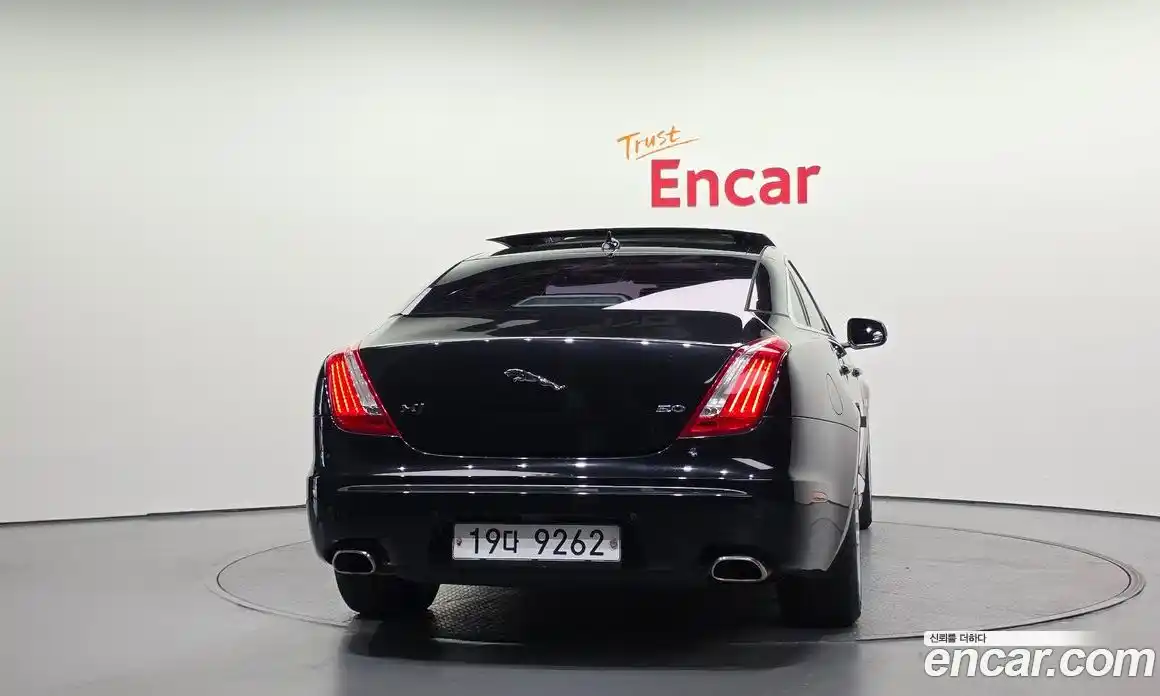 Jaguar XJ 2013 3.0 Автомат в Москве № 335837, фото 13