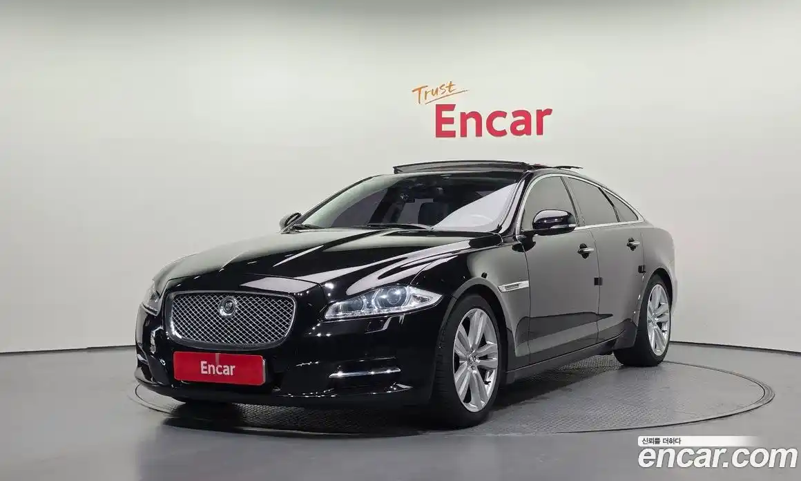 Jaguar XJ 2013 3.0 Автомат в Москве № 335837, фото 8