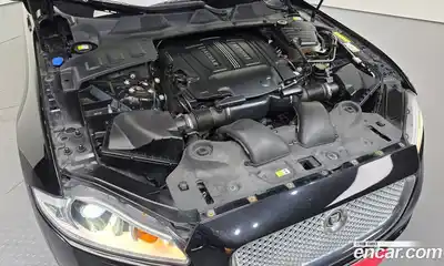 Jaguar XJ 2013 3.0 Автомат в Москве № 335837, миниатюра 10
