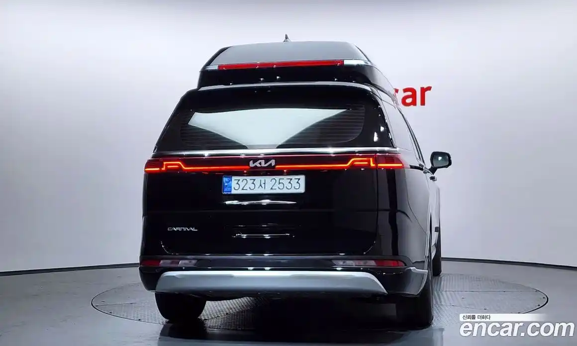 Kia Canival 2023 3.5 Автомат в Москве № 337044, фото 11