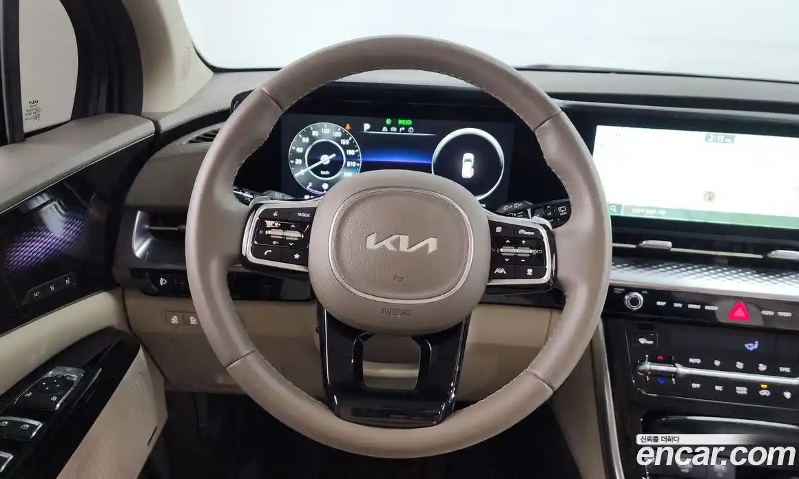 Kia Canival 2023 3.5 Автомат в Москве № 337044, фото 18