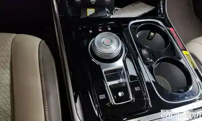 Kia Canival 2023 3.5 Автомат в Москве № 337044, миниатюра 3