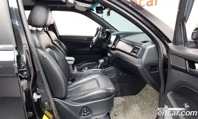 SsangYong Rexton 2021 2.2 Автомат в Москве № 33815, миниатюра 5