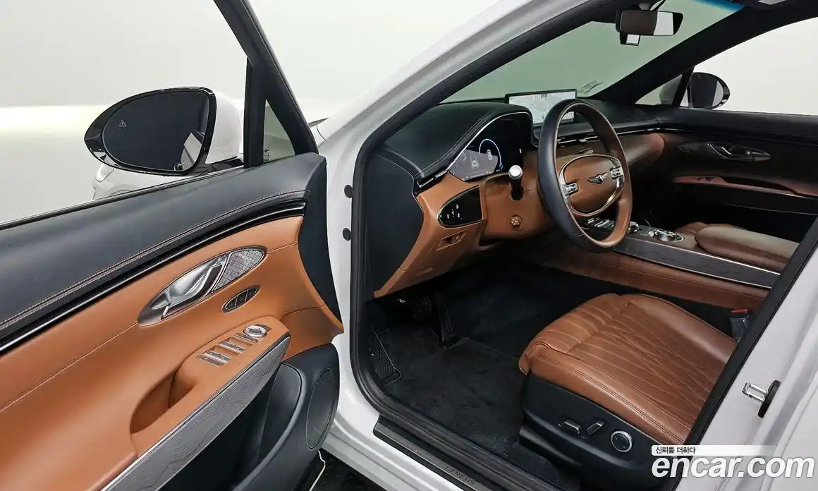 Genesis GV70 2021 2.5 Автомат в Москве № 339926, фото 11