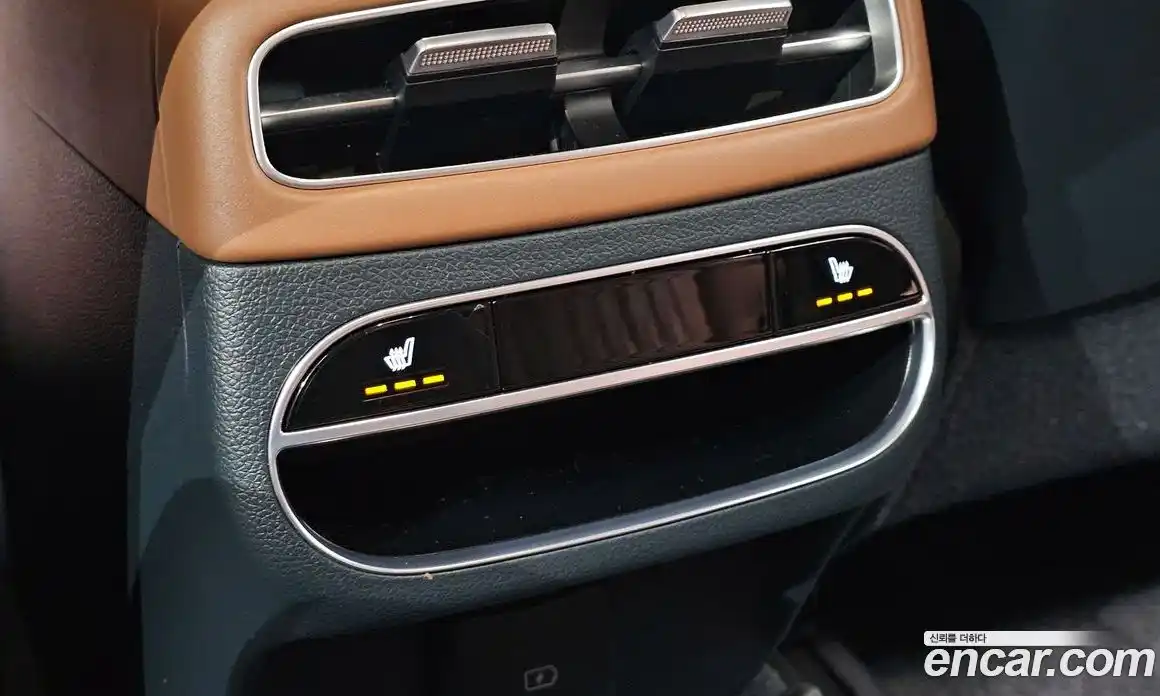 Genesis GV70 2021 2.5 Автомат в Москве № 339926, фото 15