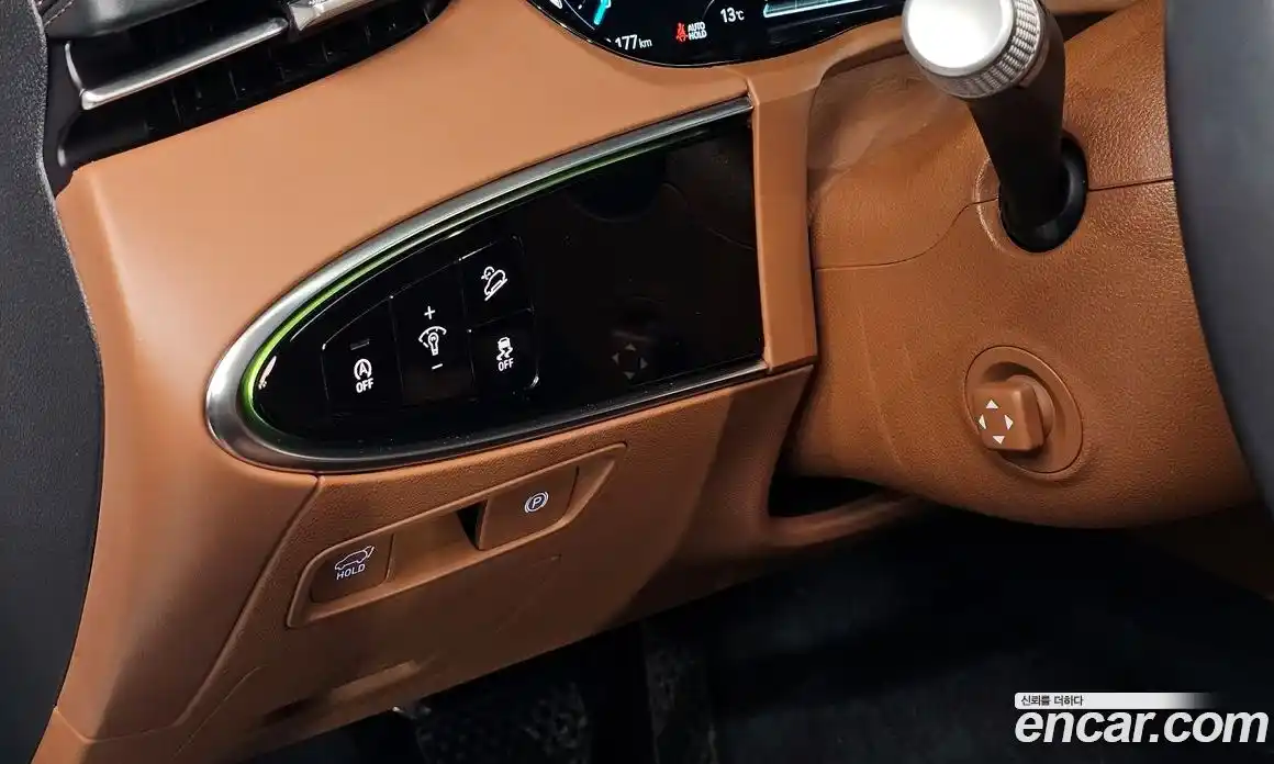 Genesis GV70 2021 2.5 Автомат в Москве № 339926, фото 3