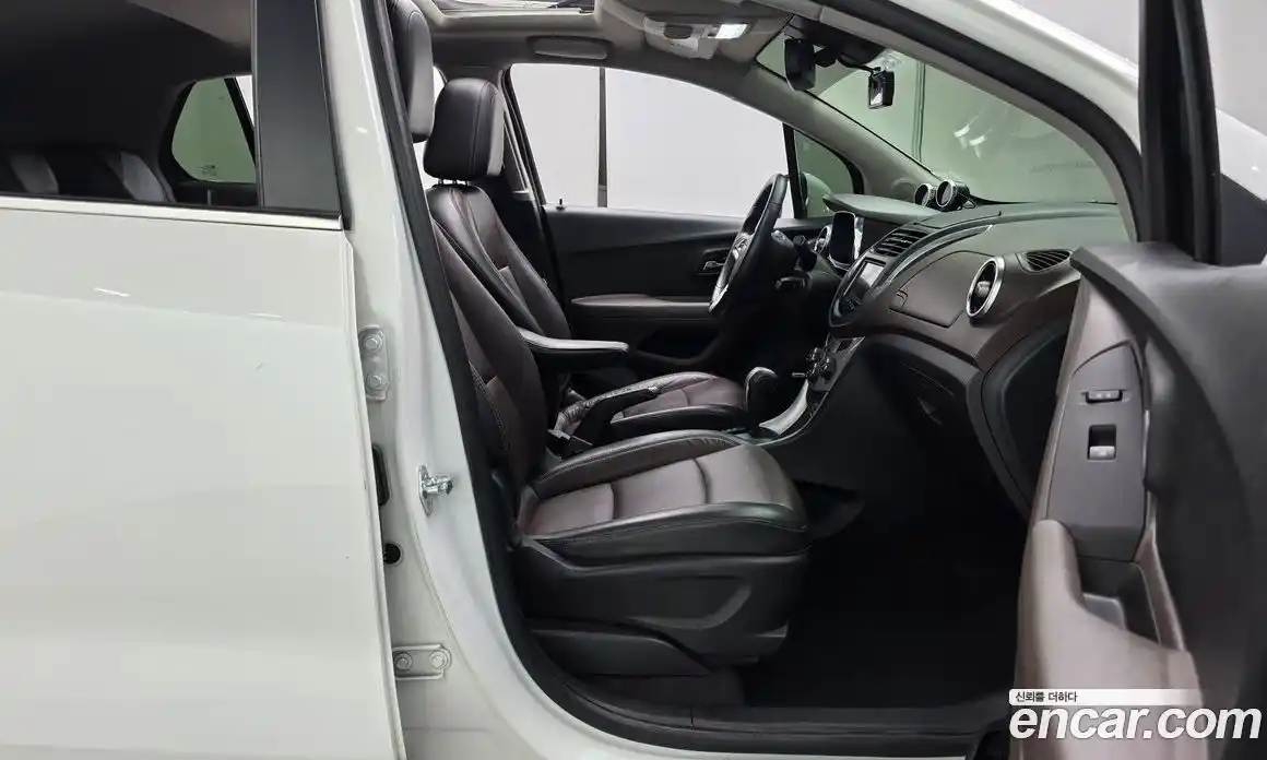 Chevrolet Trax 2013 1.4 Автомат в Москве № 36720, фото 19