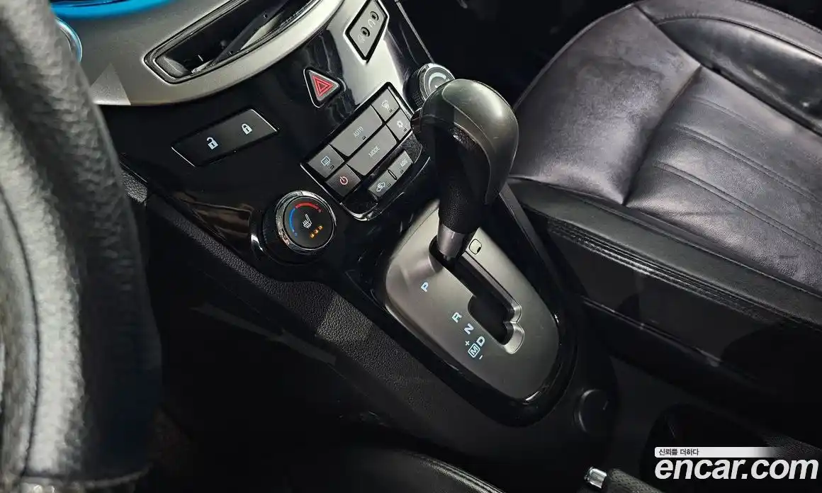 Chevrolet Orlando 2013 2.0 Автомат в Москве № 37339, фото 9