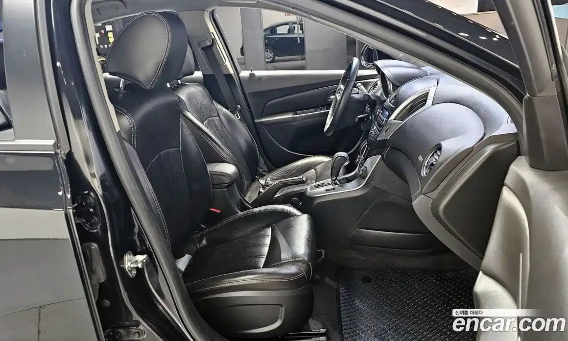 Chevrolet Cruze 2013 1.8 Автомат в Москве № 37626, фото 4