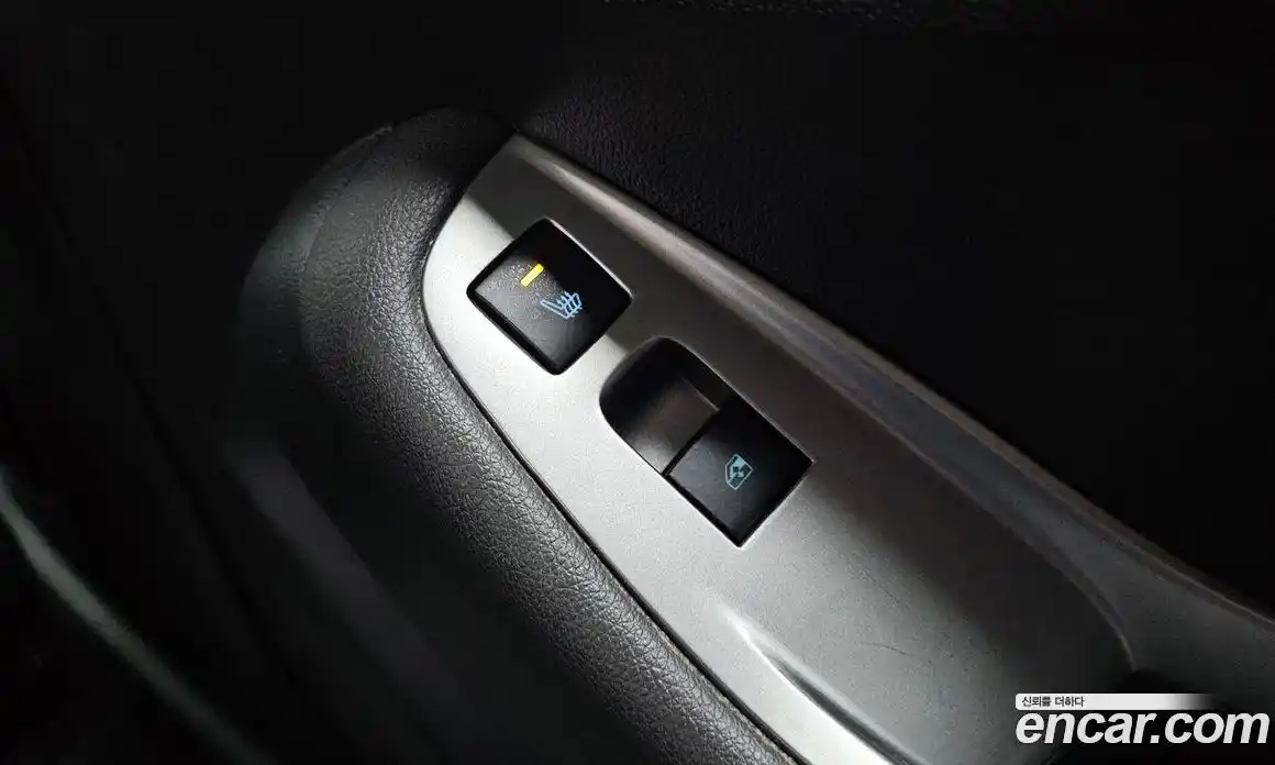 Chevrolet Orlando 2015 2.0 Автомат в Москве № 37779, фото 15