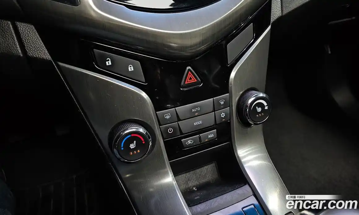 Chevrolet Cruze 2013 1.8 Автомат в Москве № 42138, фото 16