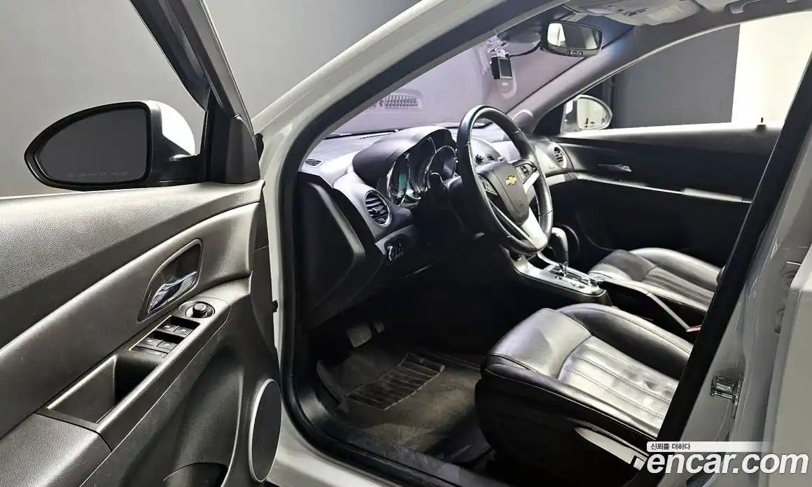 Chevrolet Cruze 2013 1.8 Автомат в Москве № 42138, фото 3